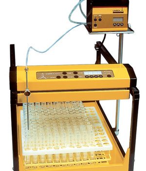 Chromatography Fraction Collector. Lambda Omnicoll (Wikimedia Commons)